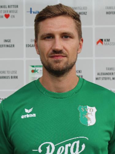 Luca Holzer
