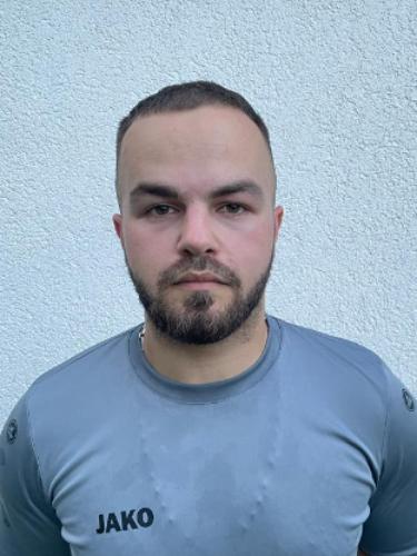 Leon Chekikene
