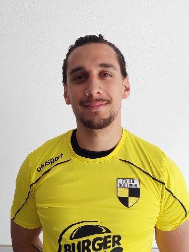Selim Ayhan