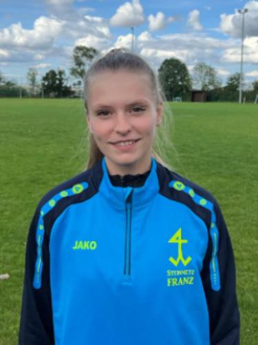 Leonie Cecile Flechtner