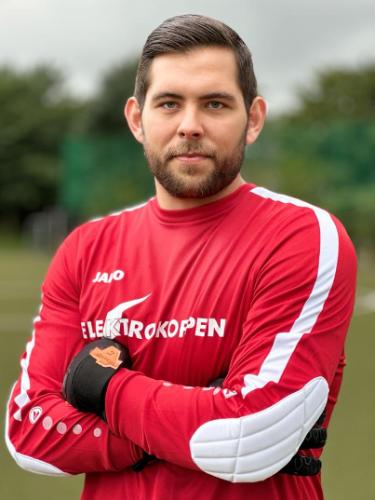 Dustin Schneider