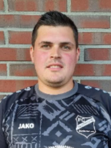 Niklas August