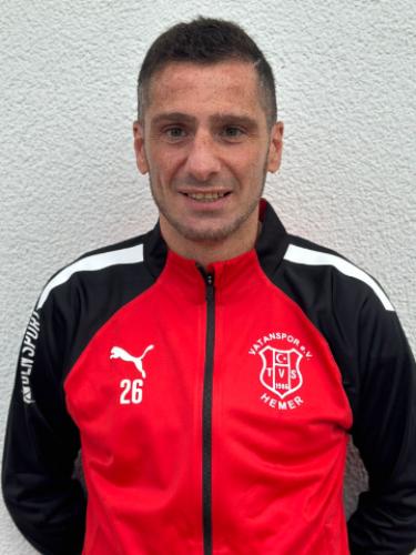 Mesut Özkök