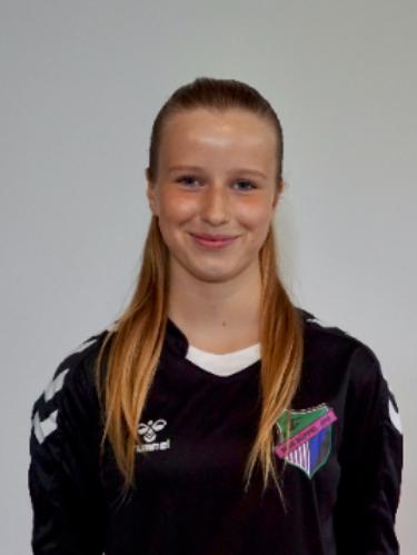 Neele Bey Der Kuhle