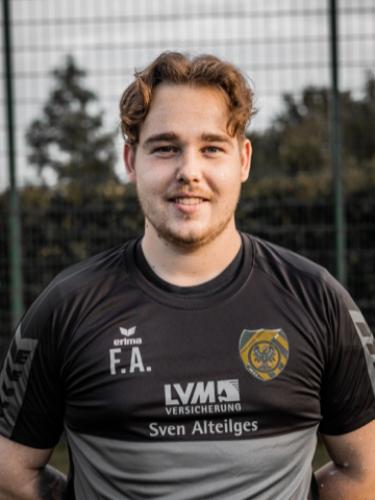 Luca Neumann