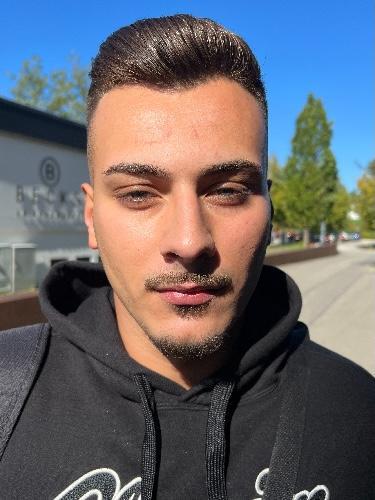 Jeton Besiri