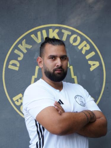 Niklas Merzadah