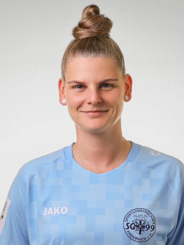 Caroline Asteroth