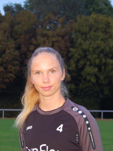 Celine Pöttgen
