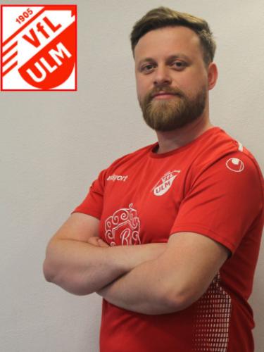 Valmir Kosumi