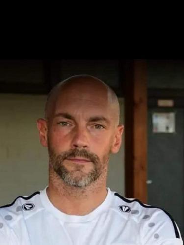 Dennis Verzay