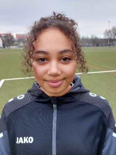 Samira Holzapfel