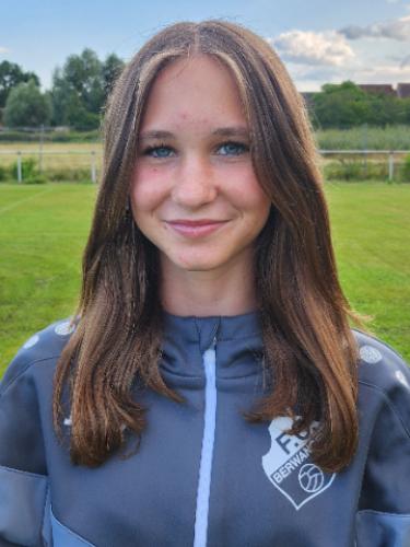 Emelie Tscharf