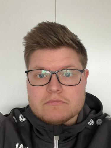 Niklas Bäcker