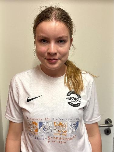 Laura Oertel