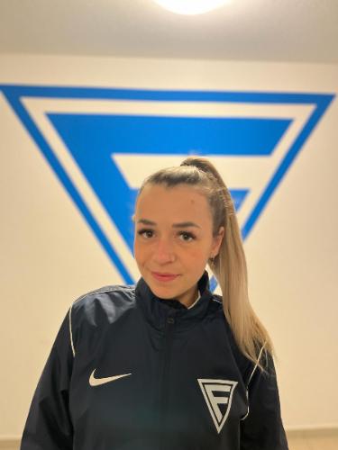 Kira Hanke