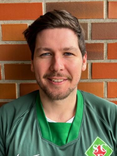 Dennis Schleeßelmann