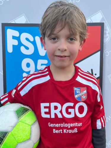 Konstantin Schneider