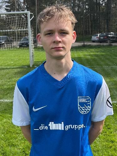 Danila Maer