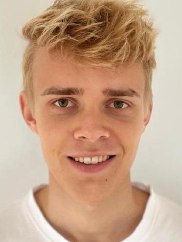 Lukas Neuhoff