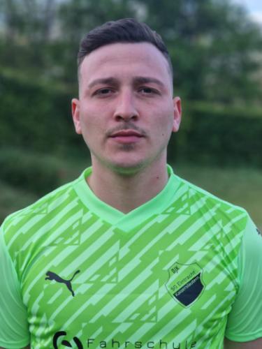 Yannik Herze