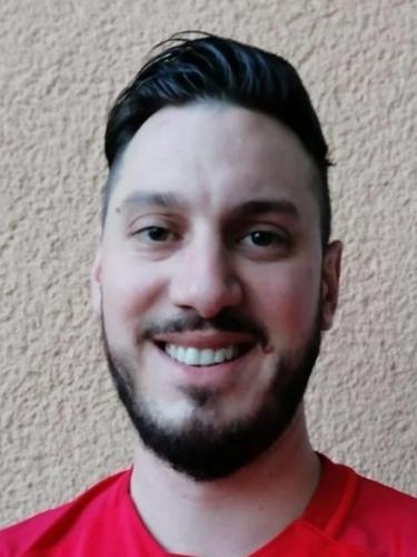 Dennis Chouthis