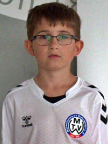 Yannik Khaze