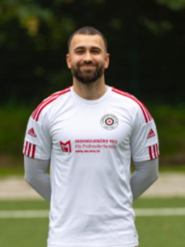 Dennis Kaya