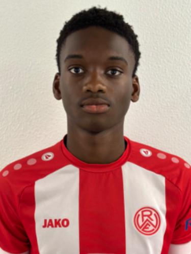 Leonard Onyinaja