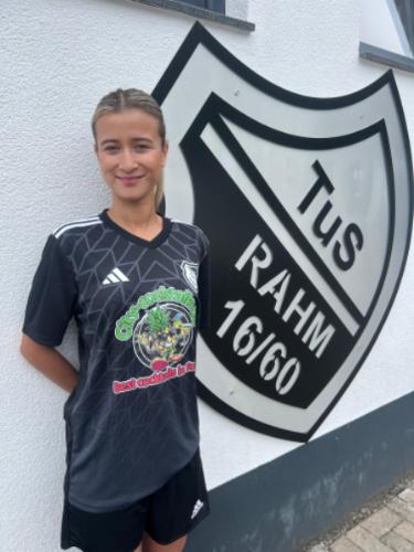 Yasemin Elieyi