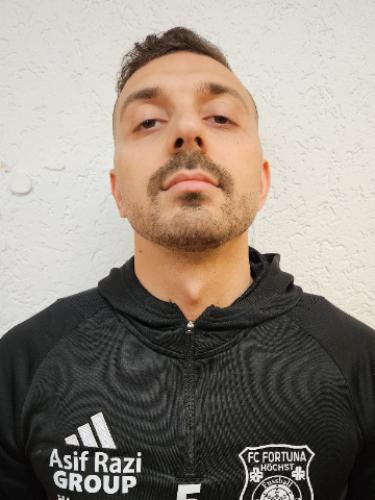 Deniz Bueyuek