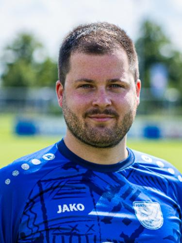 Lukas Entrup