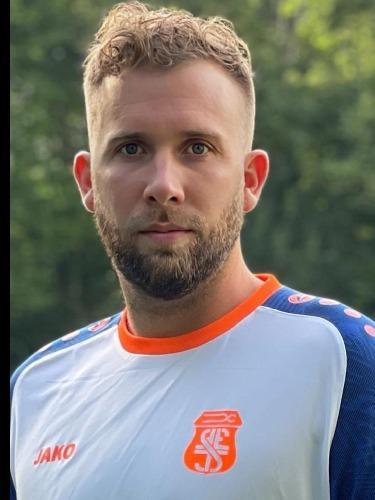 Dennis Adam
