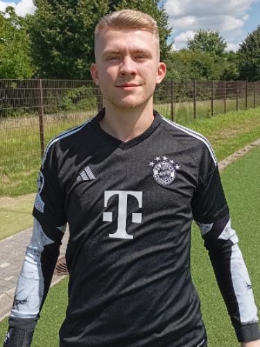 Justin Winkelheide