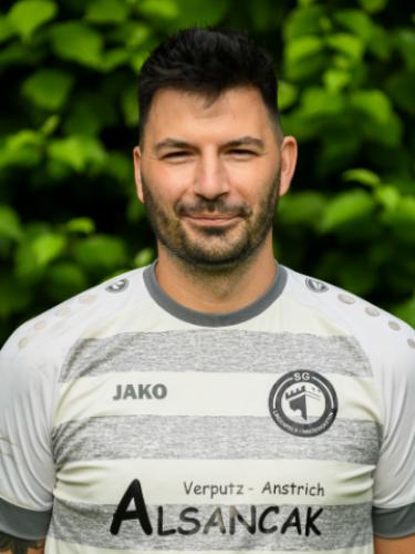 Vanja Serdar