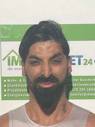 Hakan Dicle