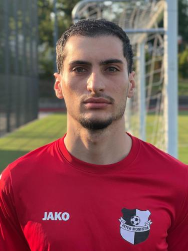 Yasar Özer