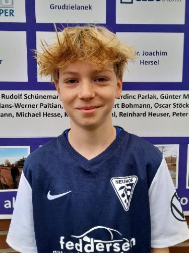 Niklas Eliah Henning