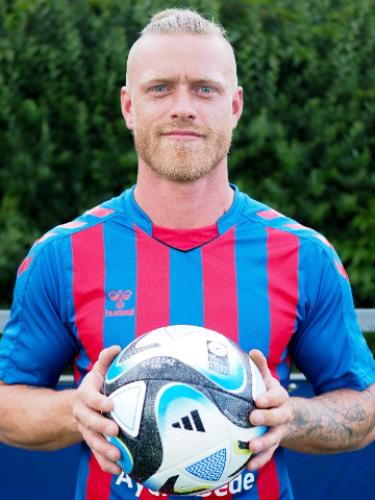 Arne Thore Riewe