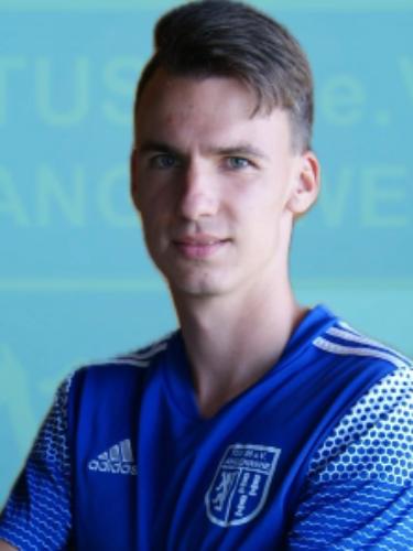 Dominic Teichert