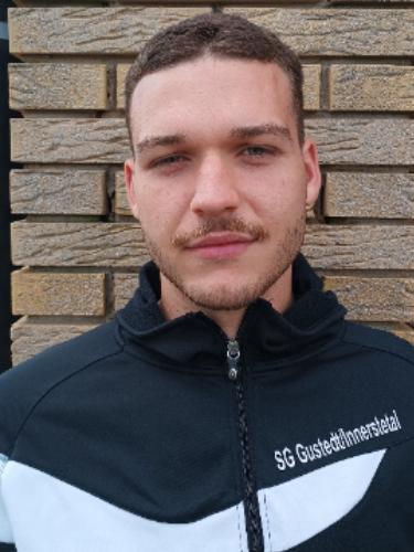 Lukas Knackstedt