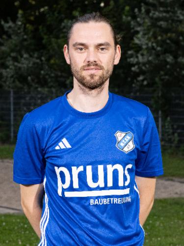 Yannik Schlewing