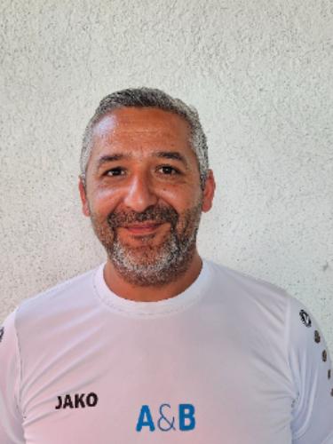 Özgür Cura