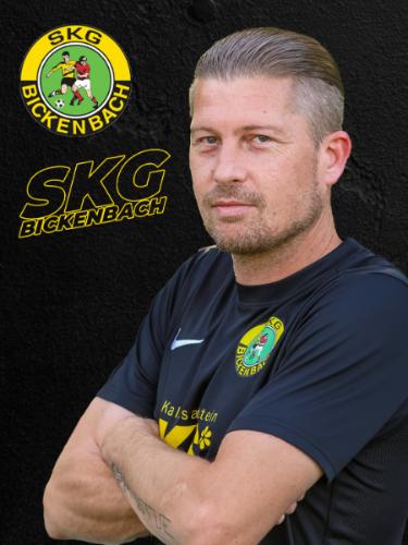 Niklas Becker