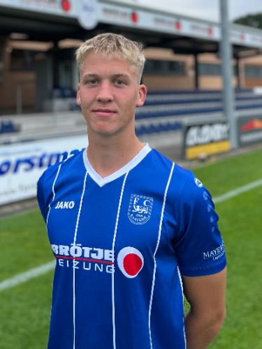 Nevio Finn Ahlers