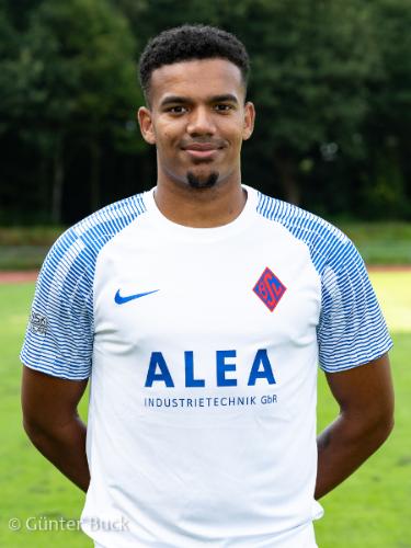 Denis Chinaka