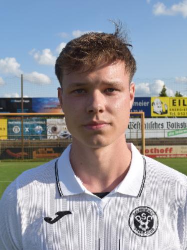 Julian Düsterhus