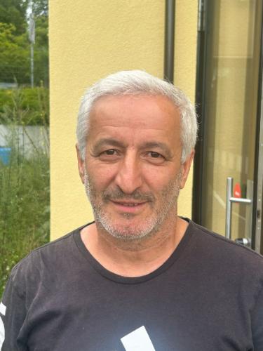 Hatip Dzeladini