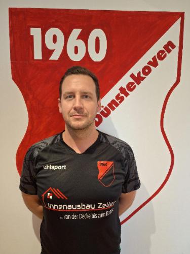 Tobias Latosinski