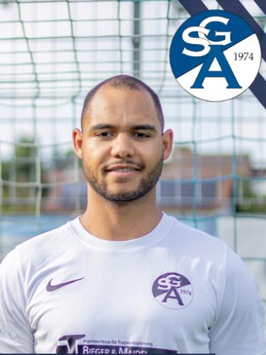 Daniel Ezeilo